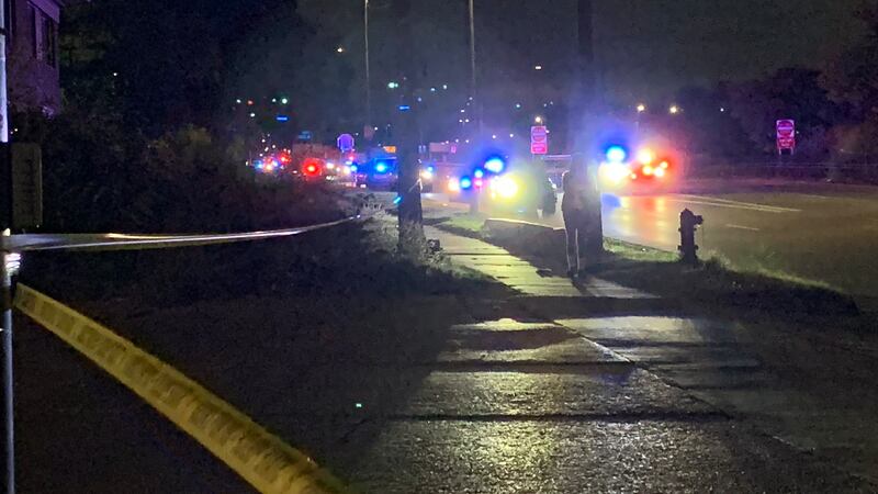 A Michigan State Trooper has been shot in Detroit when an undercover narcotics unit was...
