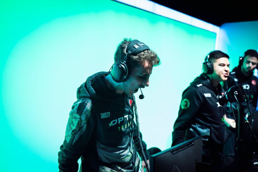 Ghosty celebrating after winning Elimination Finals on CDL Major III mainstage.